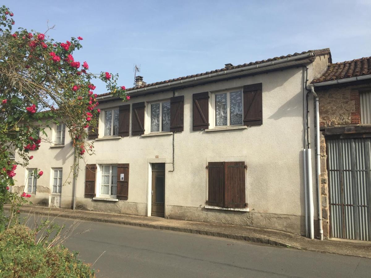 Slashdindonneau Chirac  Bagian luar foto